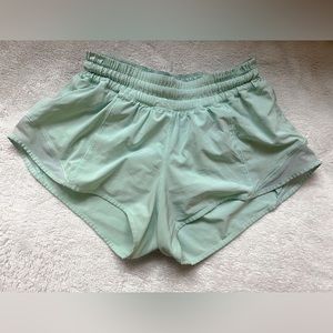 Lululemon Hotty Hot Short 2.5” in Seafoam